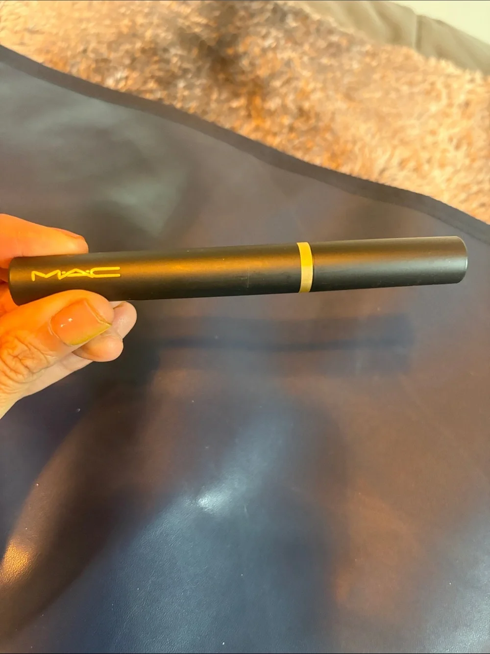 MAC Cosmetics lightweight velvet